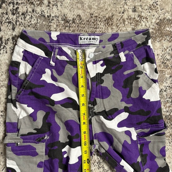Kréamy Purple Gray and White Camo Cargo Pants Size Medium - Picture 4 of 7